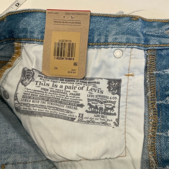 NWT Levi's High Rise Button Fly Jean Shorts Size 26 - Picture 10 of 11